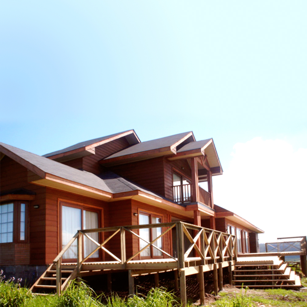 WoodHouse09